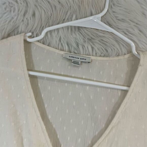 American Eagle Women's medium White V-Neck Long Sleeve Blouse Casual - Picture 3 of 5